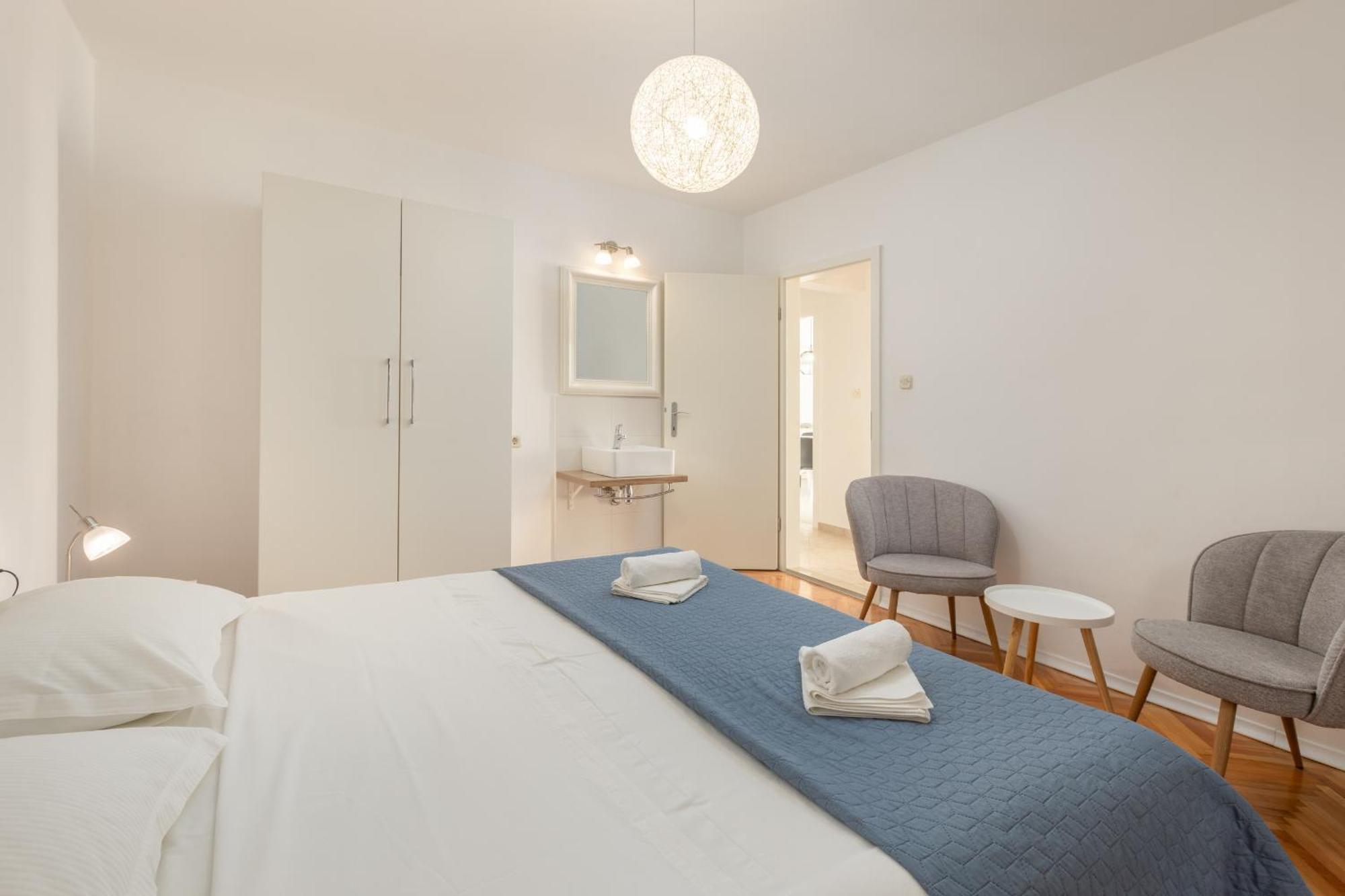 Apartments Sisaric 伯德古拉 外观 照片
